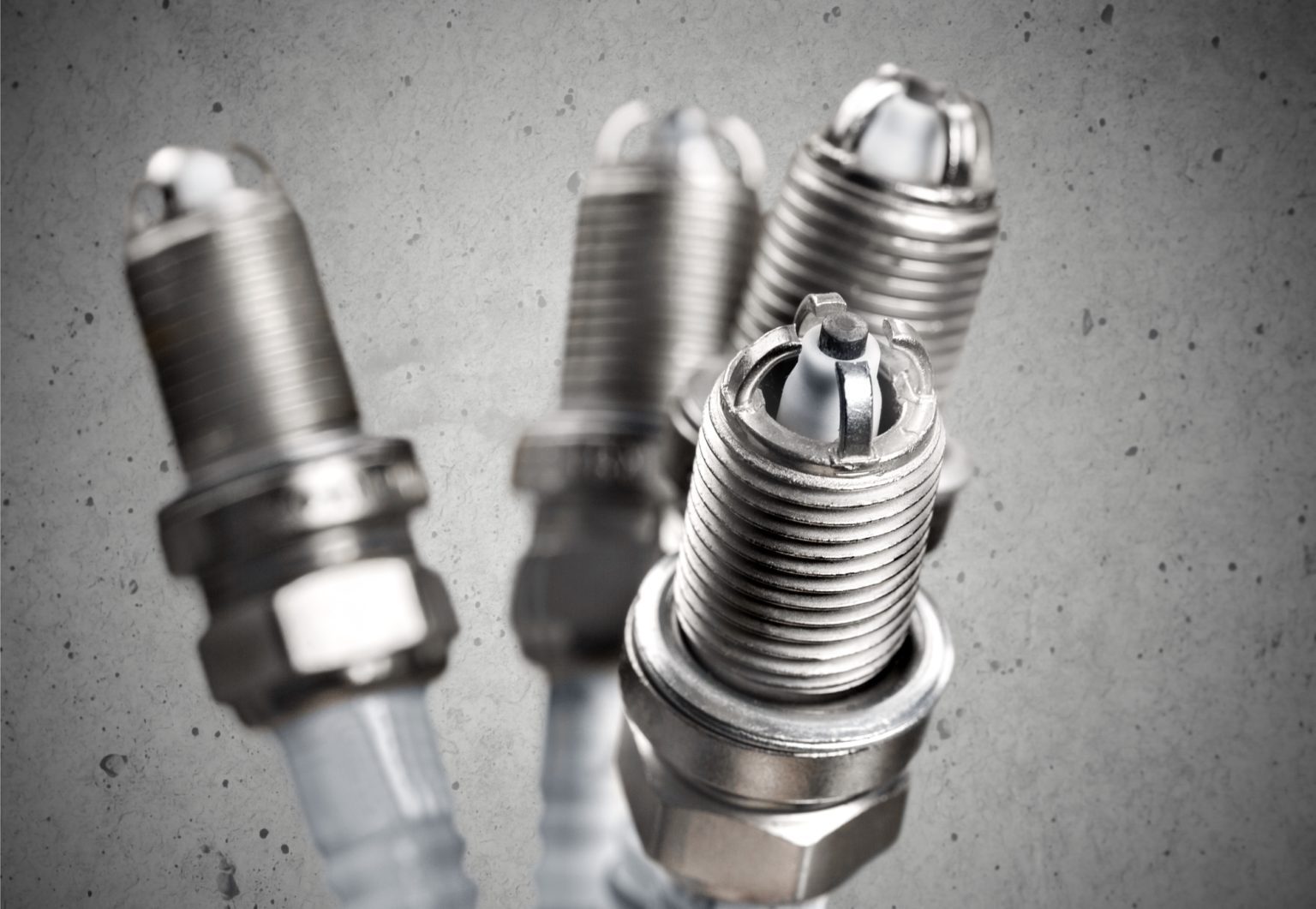 Iridium Spark Plugs: (Pros & Cons and Our Expert’s Opinion) - My Car ...