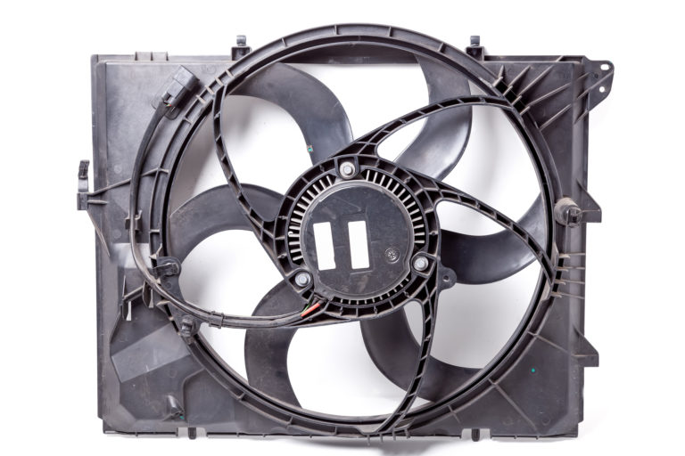 How To Troubleshoot Radiator Fan Not Working? - My Car Makes Noise