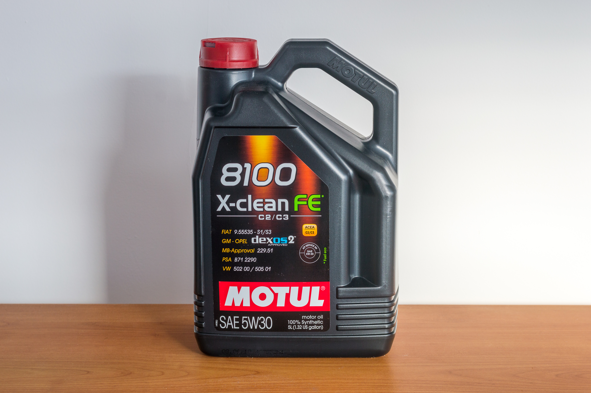 Motul sae 5w30. Масло Motul 5w30 8100 x-clean. Motul 8100 x-clean Fe 5w30. 5w30 Motul LPG. 107970 Motul.