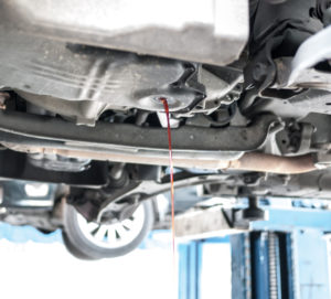 Transmission Fluid Leak: What Is It and How To Fix It? - My Car Makes Noise