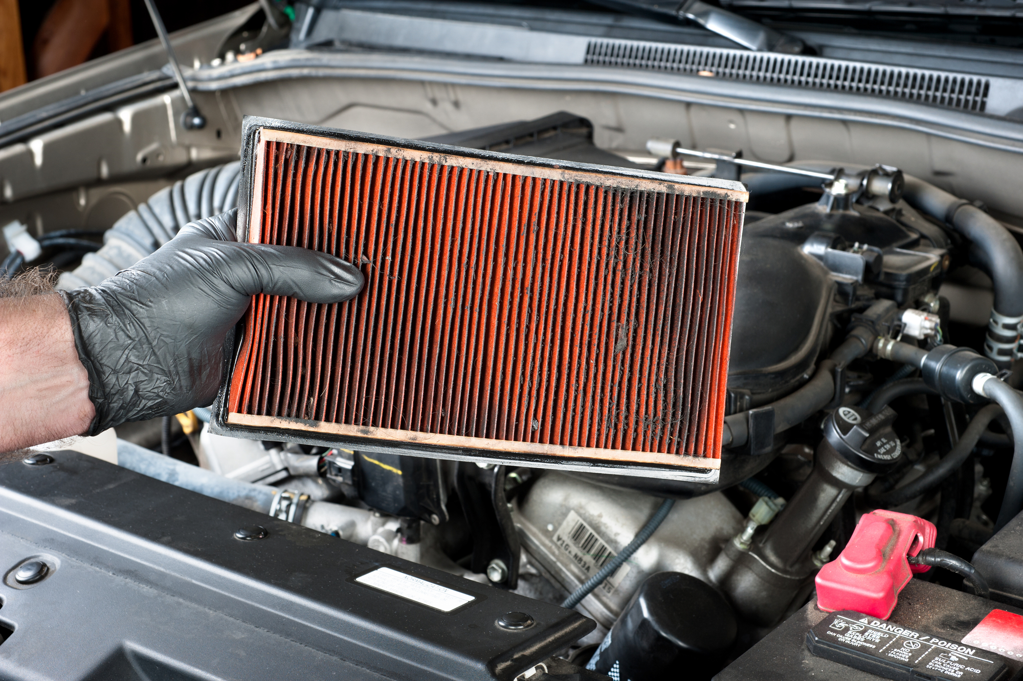 Bad Air Filter Symptoms You Should Look Out For - My Car Makes Noise