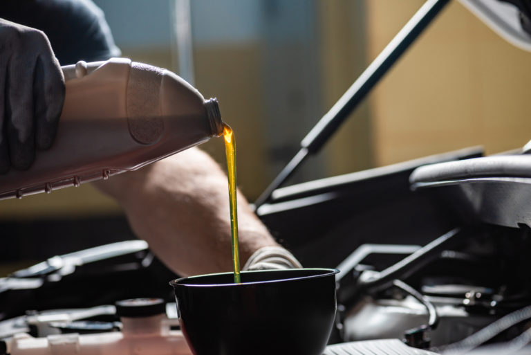 Does Motor Oil Expire Motor Oil Shelf Life Explained My Car Makes 