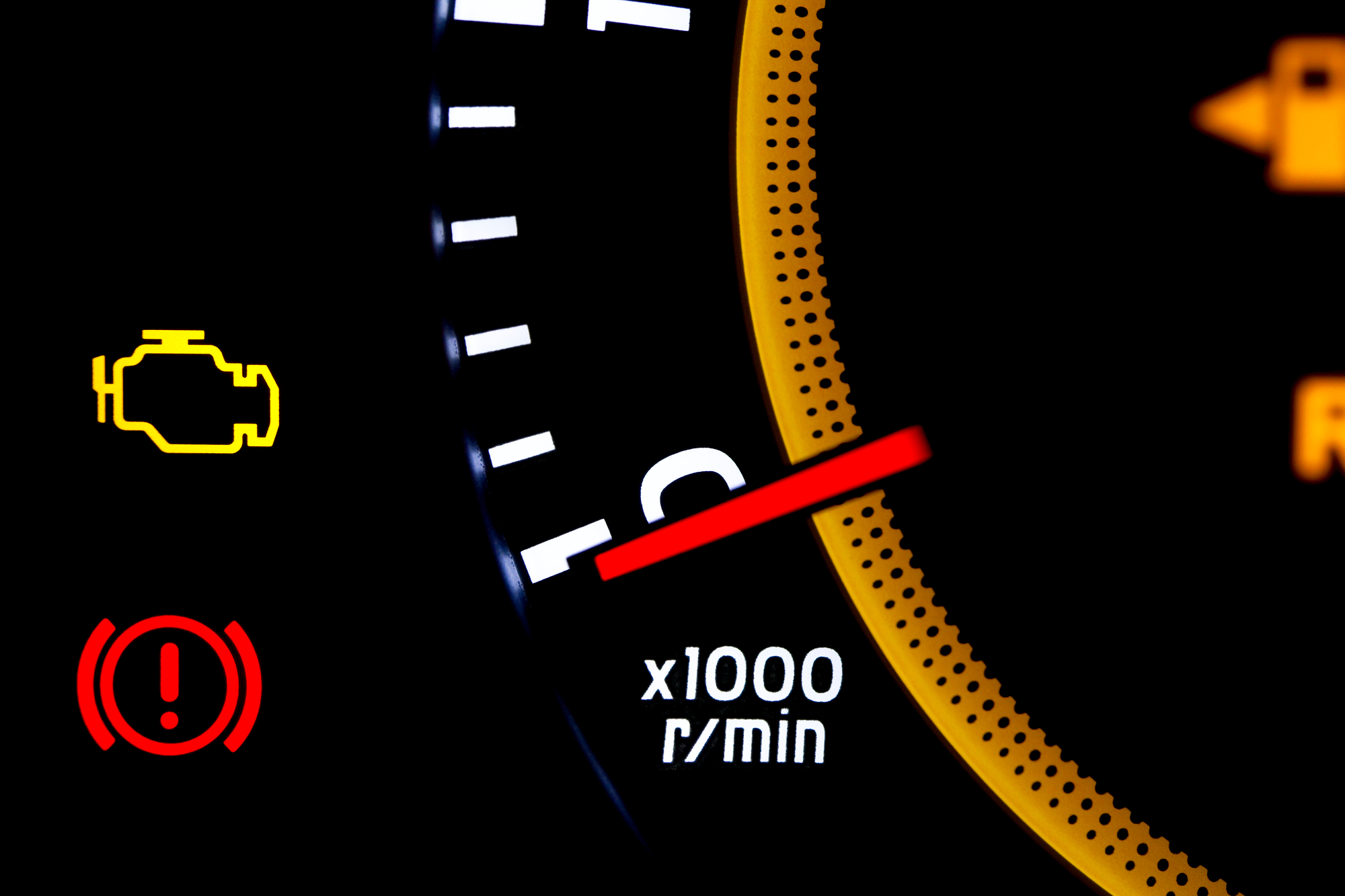 what-causes-check-engine-light-in-cold-and-hot-weather-my-car-makes