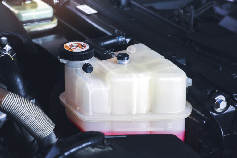 What to Do When Your Coolant Reservoir is Overflowing - My Car Makes Noise