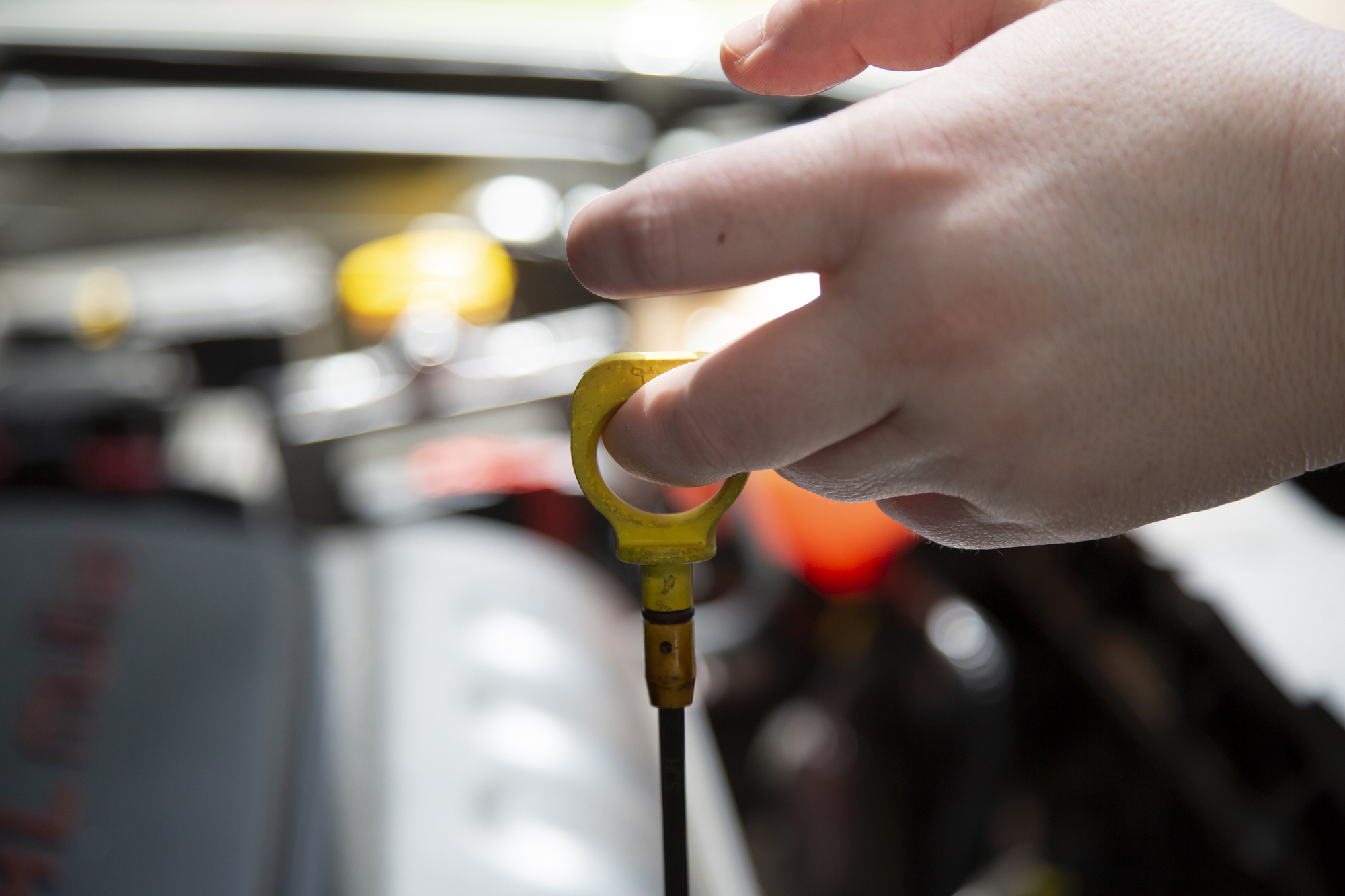 should-you-check-transmission-fluid-when-it-s-hot-or-cold-my-car