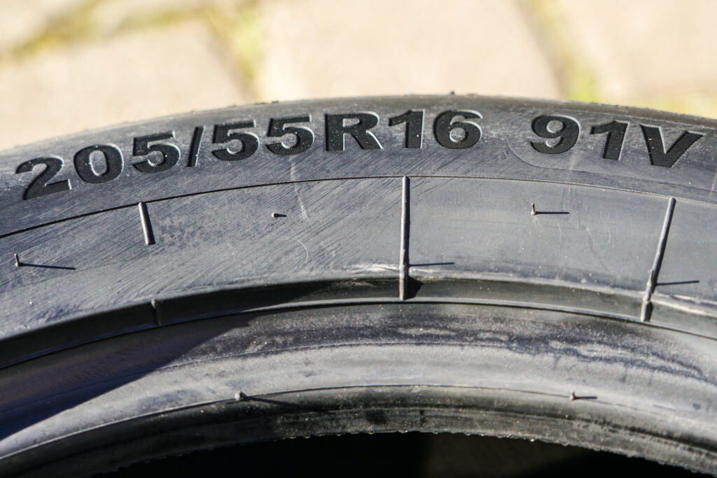 What Does 116T Mean on a Tire 