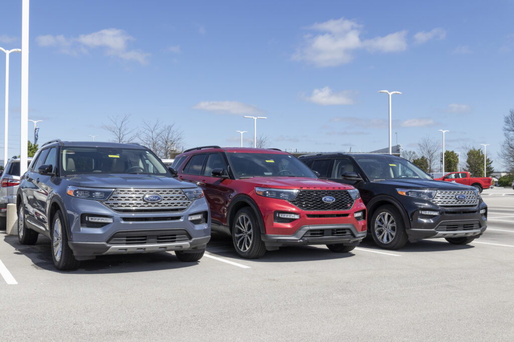 Ford STX vs. XLT: Similarities and Differences Explored