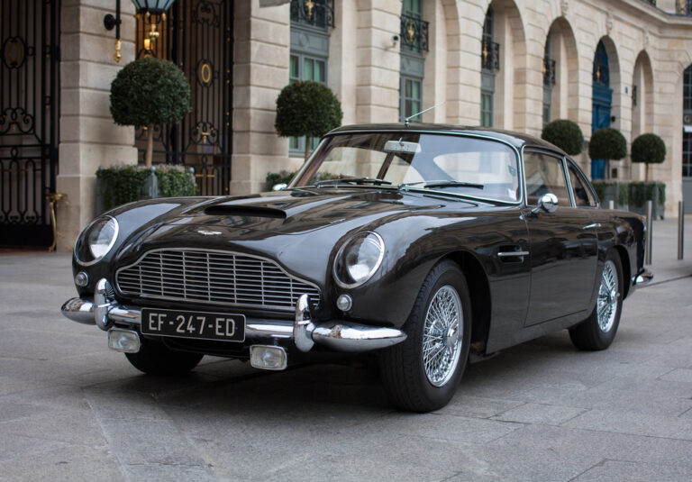 The 17 Most Coveted European Sports Cars of All Time - My Car Makes Noise