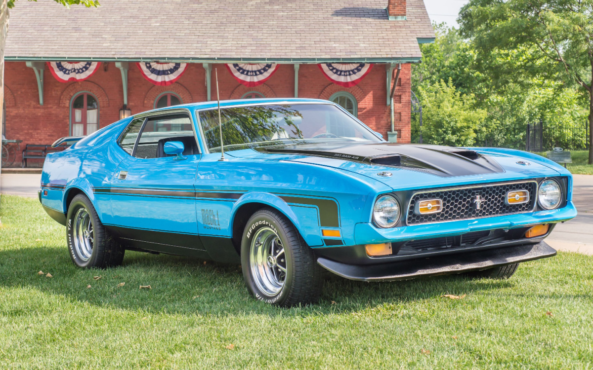 12 Muscle Cars That Couldn't Live Up to Their Reputation - My Car Makes ...