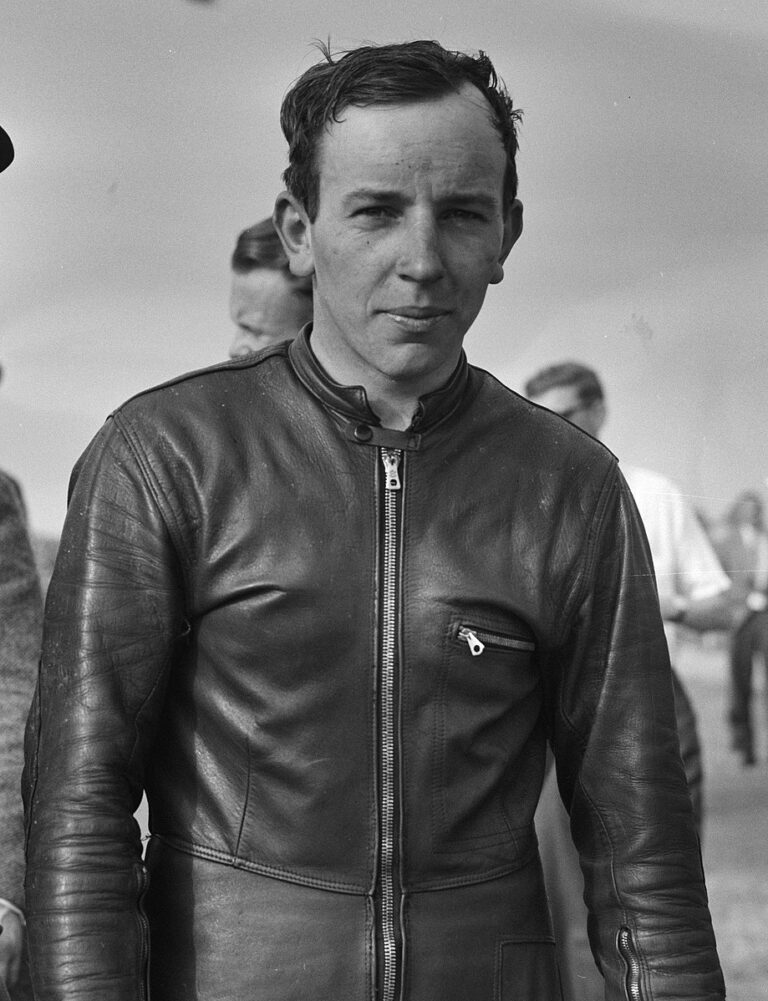 John Ruth Motorcycle Racer The 13 Most Iconic Motorcycle Racers of All Time - My Car Makes Noise