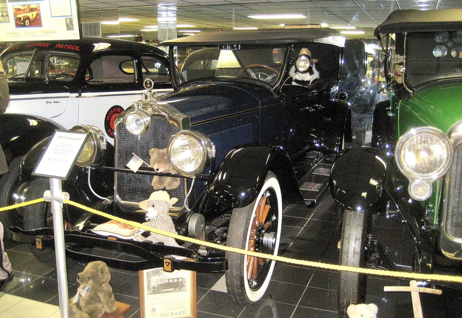 25 Iconic Cars That Shaped the 1920s - My Car Makes Noise