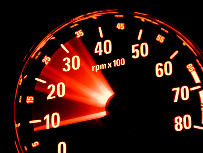 Engine Skipping 20 Engine-Damaging Habits You Didn’t Know About - My Car Makes Noise